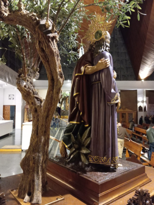 Traslado de nuestra Sagrada Imagen al Presbiterio